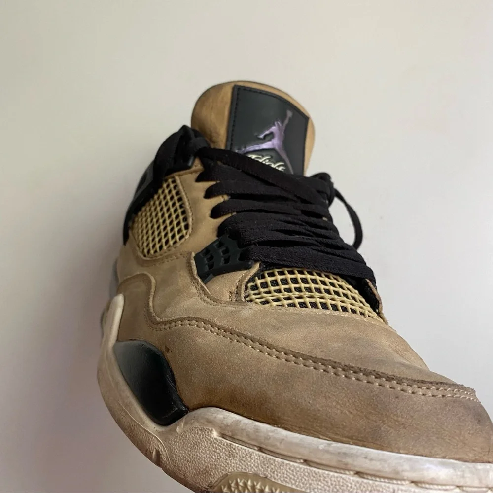 Jordan 4 “Mushrooms” Size 11 Womens - Picture 9 of 13